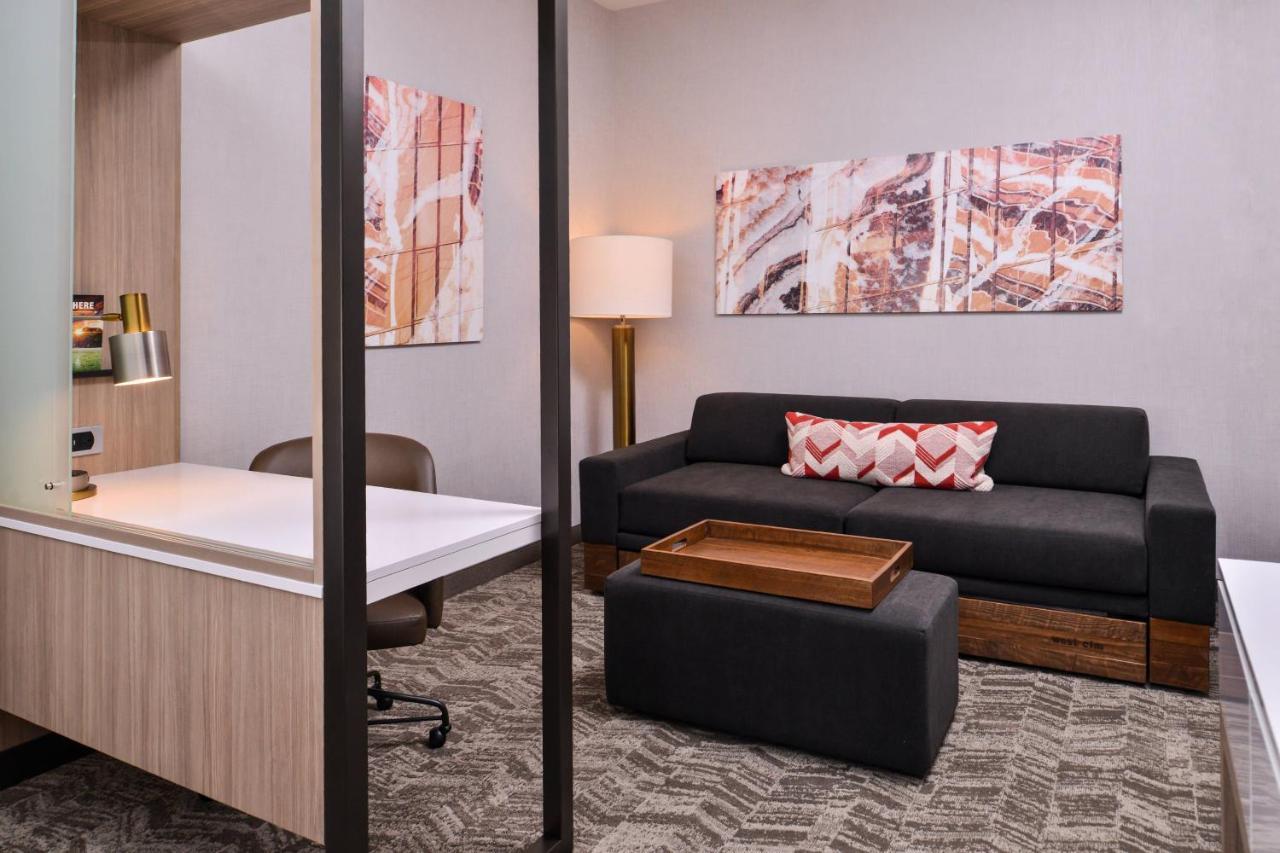 Springhill Suites By Marriott Greensboro Airport Exterior photo
