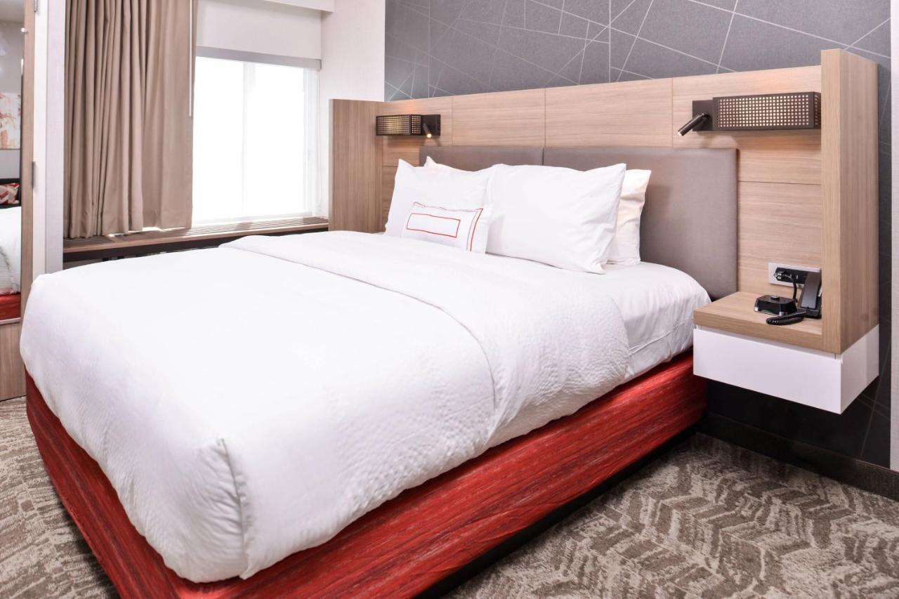 Springhill Suites By Marriott Greensboro Airport Exterior photo